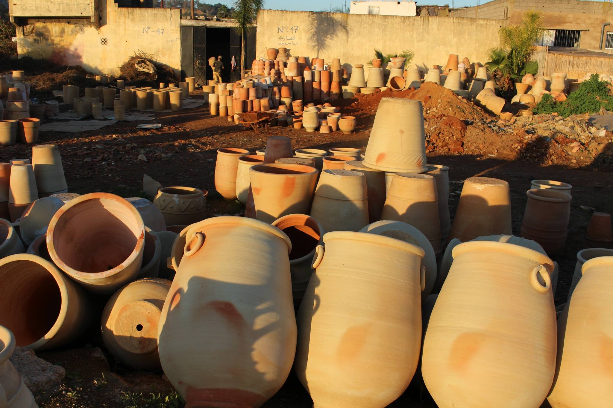 Au complexe artisanal de l’Oulja, la tradition s'ouvre difficilement ...